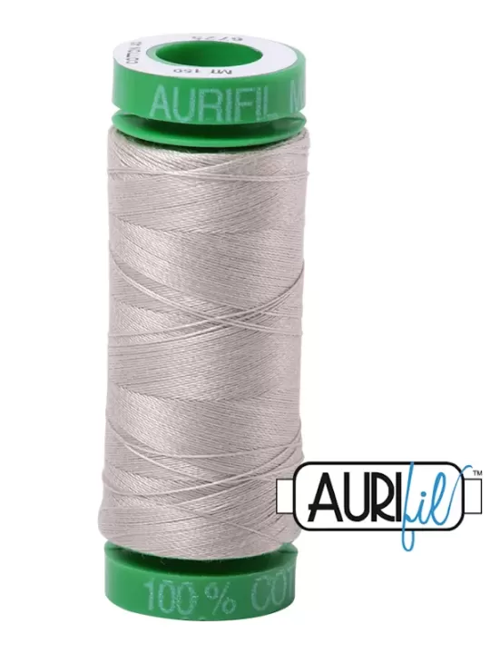 FIL COTON MAKO 40 AURIFIL 6725 Moondust - Petite bobine de 150 mètres