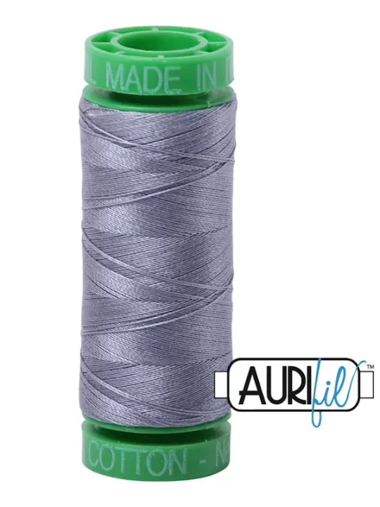 FIL COTON MAKO 40 AURIFIL 6734 Swallow - Petite bobine de 150 mètres