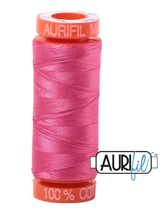 FIL COTON MAKO 50 AURIFIL 2530 Blossom Pink - Petite bobine de 200 mètres