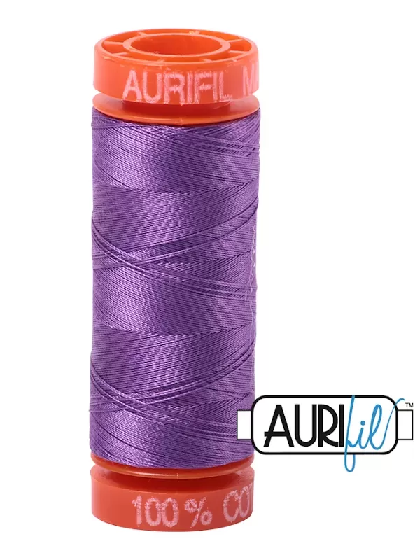 FIL COTON MAKO 50 AURIFIL 2540 Medium Lavender - Petite bobine de 200 mètres