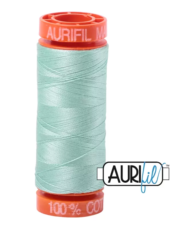 FIL COTON MAKO 50 AURIFIL 2830 Mint - Petite bobine de 200 mètres