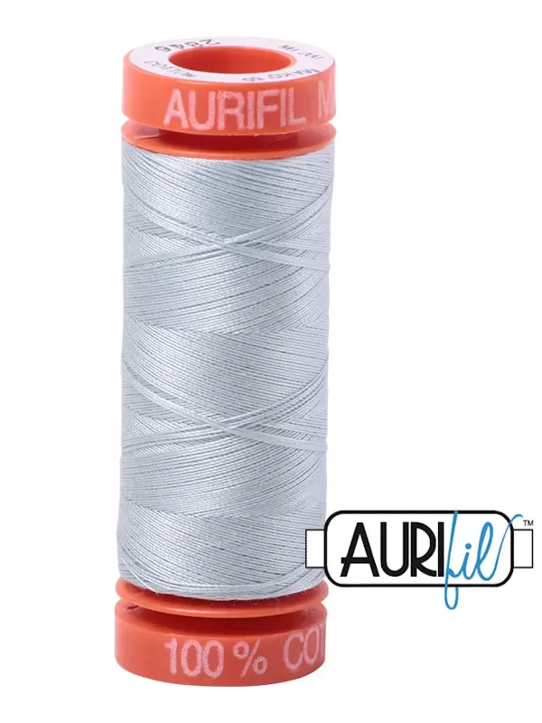 FIL COTON MAKO 50 AURIFIL 2846 Iceberg - Petite bobine de 200 mètres