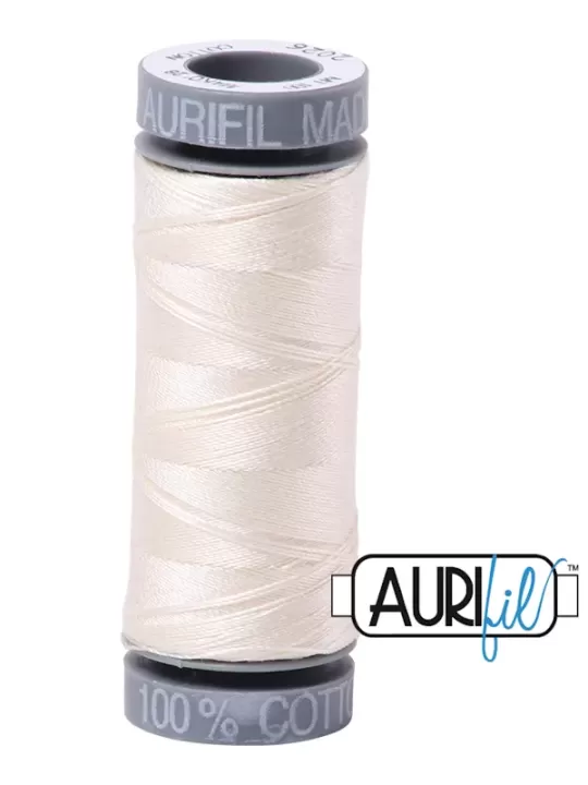 FIL COTON MAKO 28 AURIFIL 2026 Chalk - Petite bobine de 100 mètres