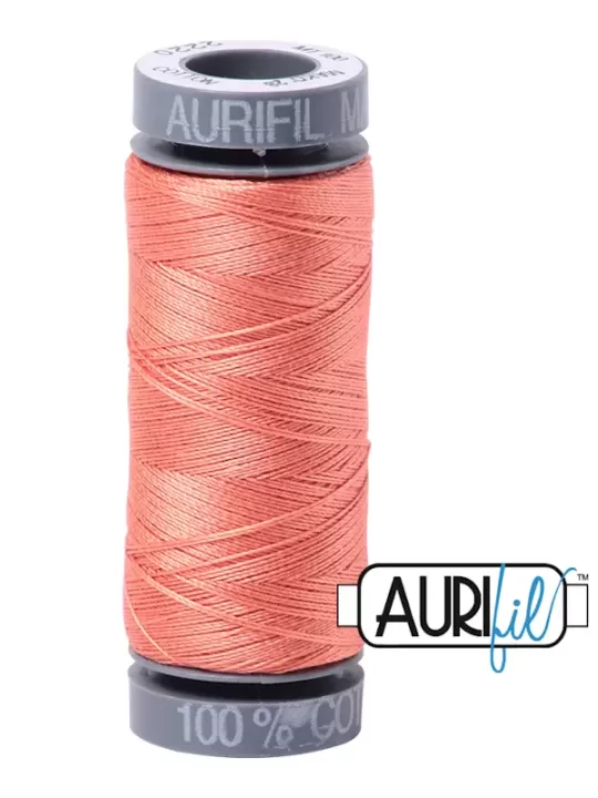 FIL COTON MAKO 28 AURIFIL 2220 Light Salmon - Petite bobine de 100 mètres