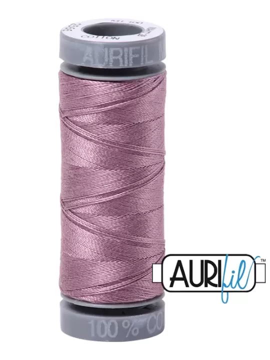 FIL COTON MAKO 28 AURIFIL 2566 Wisteria - Petite bobine de 100 mètres