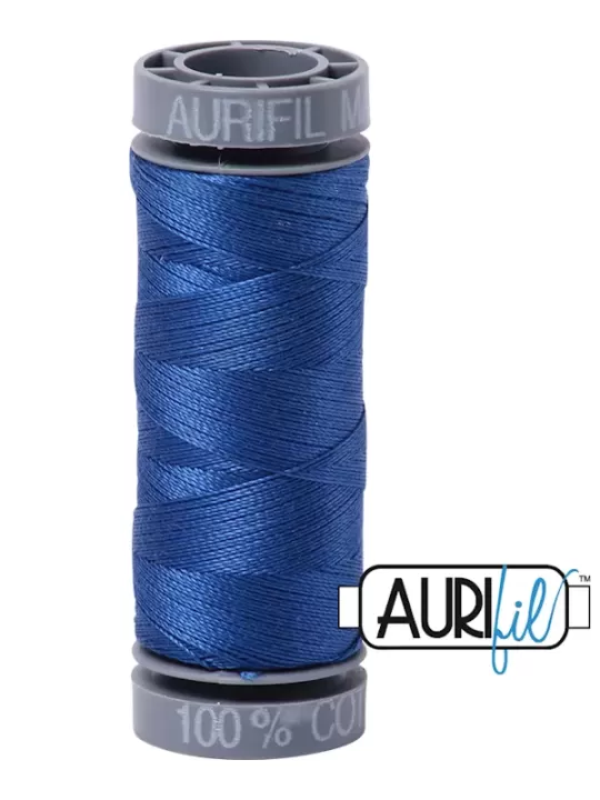 FIL COTON MAKO 28 AURIFIL 2735 Medium Blue - Petite bobine de 100 mètres