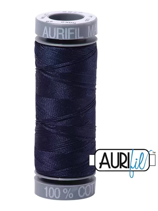 FIL COTON MAKO 28 AURIFIL 2785 Very Dark Navy - Petite bobine de 100 mètres