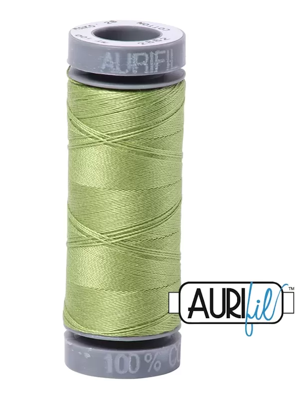 FIL COTON MAKO 28 AURIFIL 2882 Light Fern - Petite bobine de 100 mètres