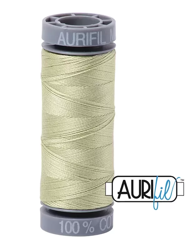 FIL COTON MAKO 28 AURIFIL 2886 Light Avocado - Petite bobine de 100 mètres