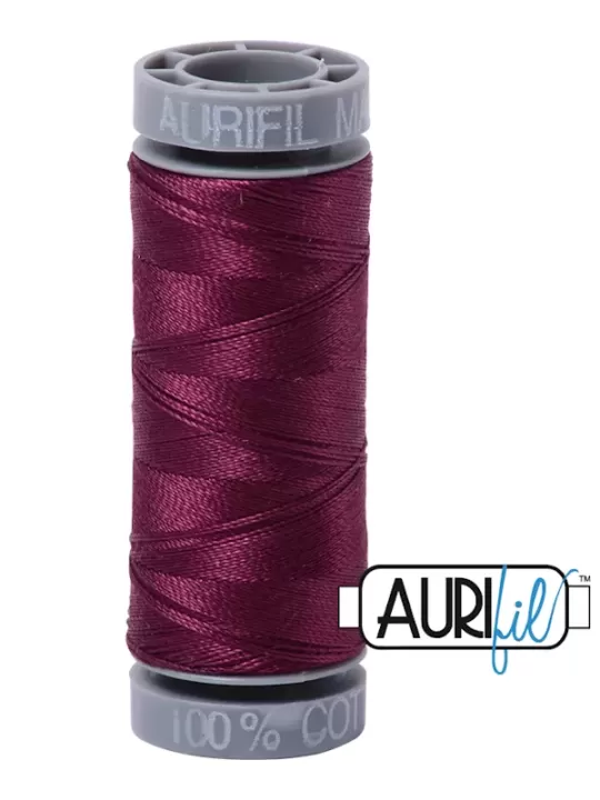 FIL COTON MAKO 28 AURIFIL 4030 Plum - Petite bobine de 100 mètres