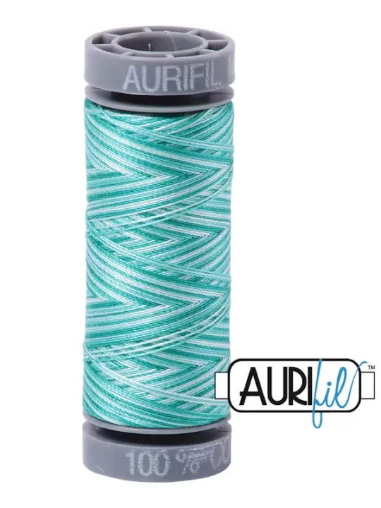 FIL COTON MAKO 28 AURIFIL 4654 Turquoise Foam - Petite bobine de 100 mètres