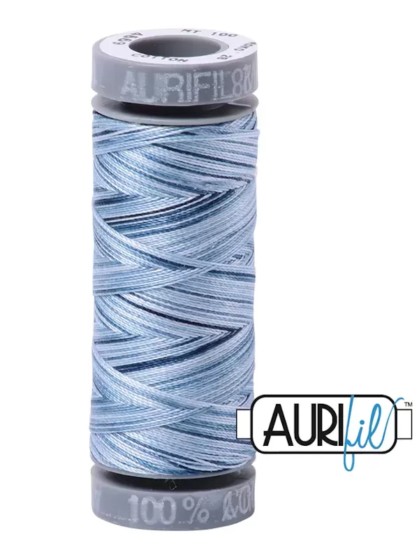 FIL COTON MAKO 28 AURIFIL 4669 Stonewash Blues - Petite bobine de 100 mètres