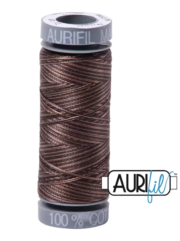 FIL COTON MAKO 28 AURIFIL 4671 Mocha Mousse - Petite bobine de 100 mètres