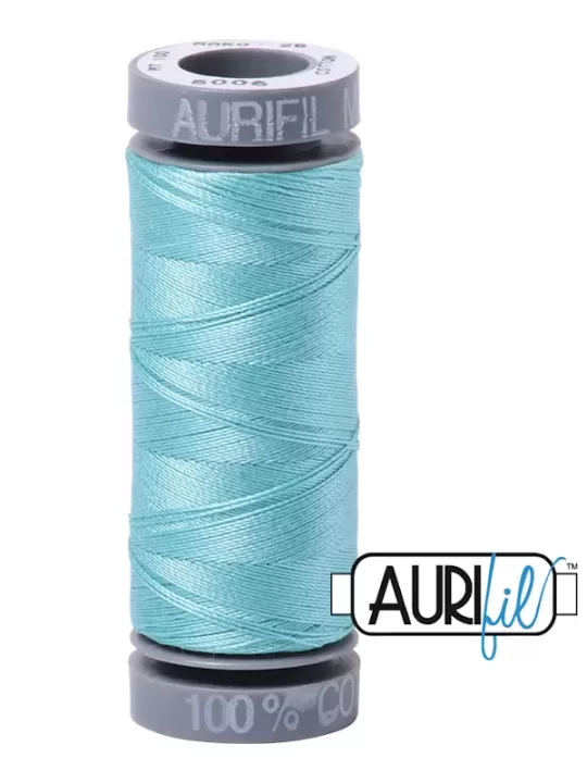 FIL COTON MAKO 28 AURIFIL 5006 Light Turquoise - Petite bobine de 100 mètres