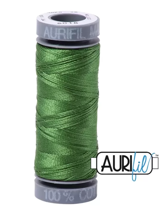 FIL COTON MAKO 28 AURIFIL 5018 Dark Grass Green - Petite bobine de 100 mètres