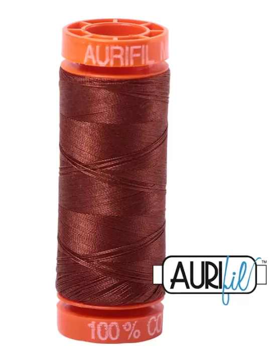 FIL COTON MAKO 50 AURIFIL 4012 Copper Brown - Petite bobine de 200 mètres