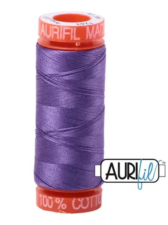 FIL COTON MAKO 50 AURIFIL 1243 Dusty Lavender - Petite bobine de 200 mètres