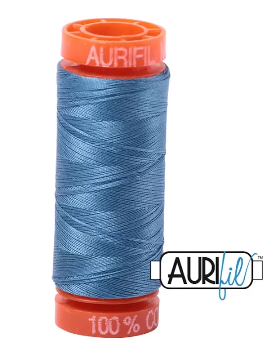 FIL COTON MAKO 50 AURIFIL 4140 Wedgewood - Petite bobine de 200 mètres