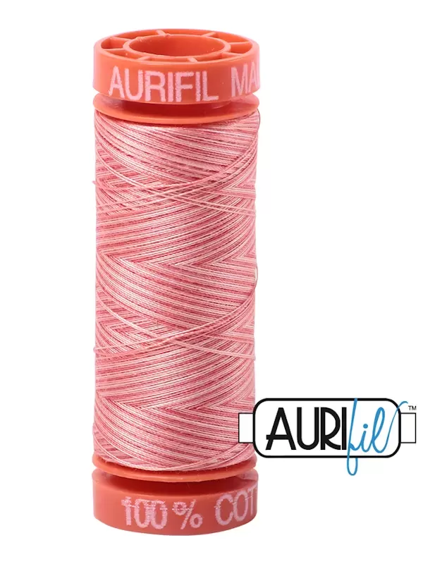 FIL COTON MAKO 50 AURIFIL 4250 Flamingo - Petite bobine de 200 mètres