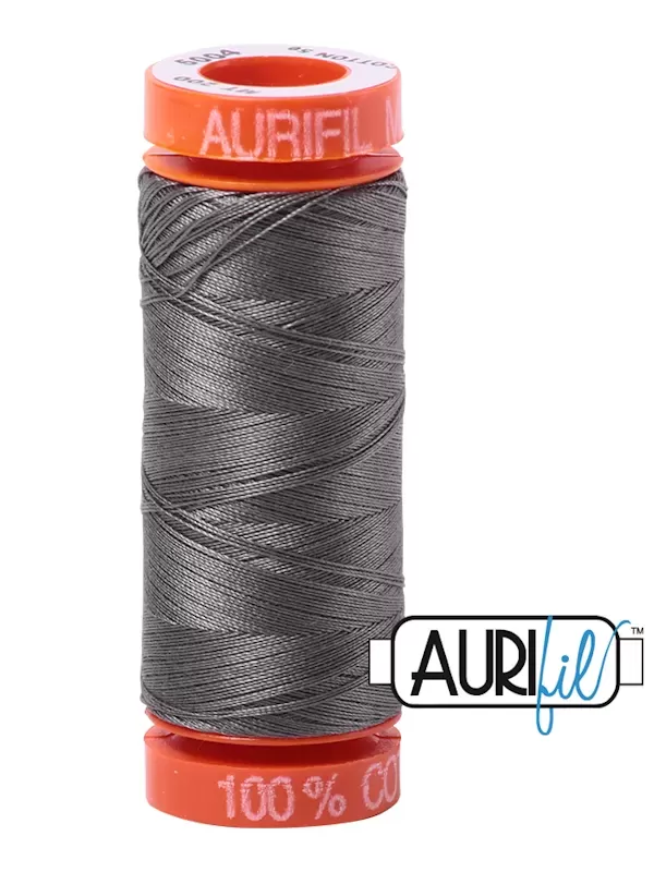 FIL COTON MAKO 50 AURIFIL 5004 Grey Smoke - Petite bobine de 200 mètres