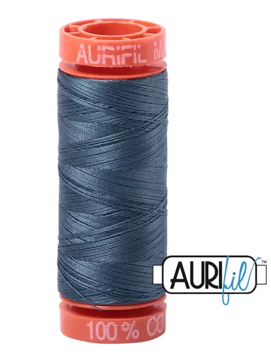 FIL COTON MAKO 50 AURIFIL 1310 Medium Blue Grey - Petite bobine de 200 mètres