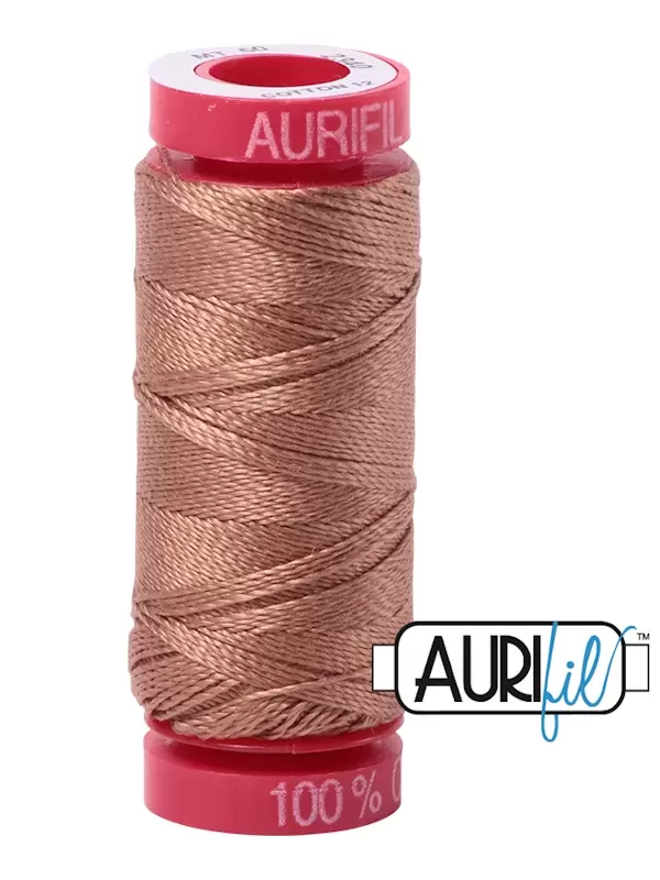 FIL COTON MAKO 12 AURIFIL 2340 Café au lait - Petite bobine de 50 mètres