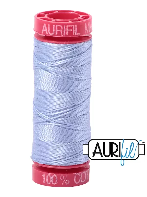 FIL COTON MAKO 12 AURIFIL 2770 Very Light Delft Blue - Petite bobine de 50 mètres