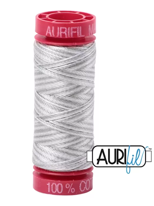 FIL COTON MAKO 12 AURIFIL 4060 Silver Moon - Petite bobine de 50 mètres