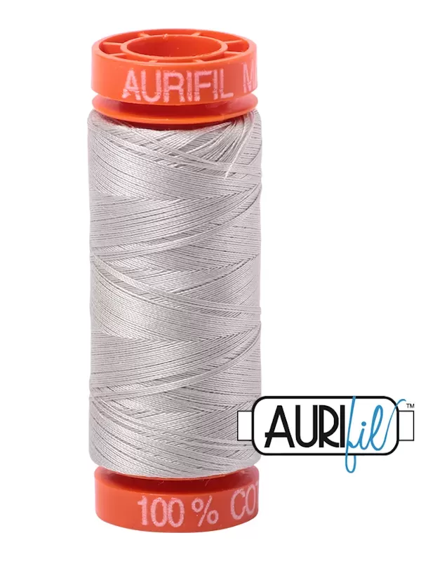 FIL COTON MAKO 50 AURIFIL 6724 Moonshine - Petite bobine de 200 mètres