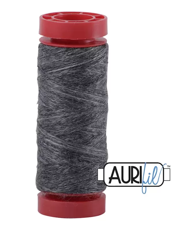 AURIFIL FIL DE LAINE LANA 8011 Black Onyx - Petite bobine de 50 mètres