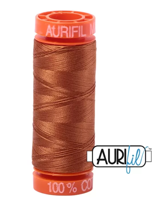 FIL COTON MAKO 50 AURIFIL 2155 Cinnamon - Petite bobine de 200 mètres