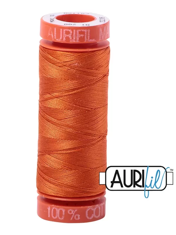 FIL COTON MAKO 50 AURIFIL 2235 Orange - Petite bobine de 200 mètres