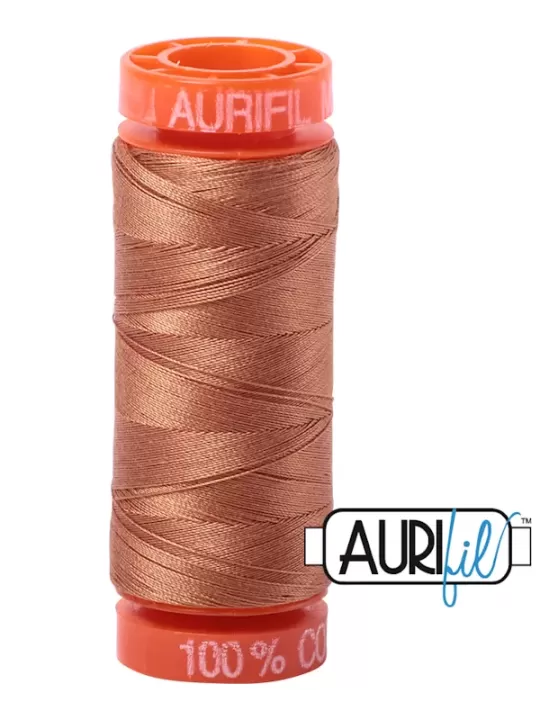 FIL COTON MAKO 50 AURIFIL 2330 Light Chestnut - Petite bobine de 200 mètres