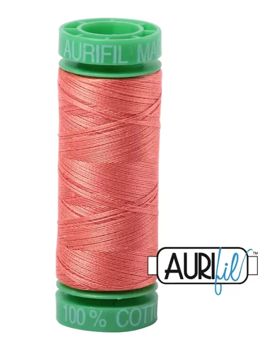 FIL COTON MAKO 40 AURIFIL 2225 Salmon - Petite bobine de 150 mètres