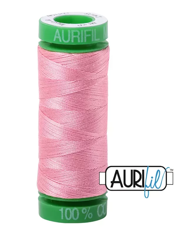 FIL COTON MAKO 40 AURIFIL 2425 Bright Pink - Petite bobine de 150 mètres