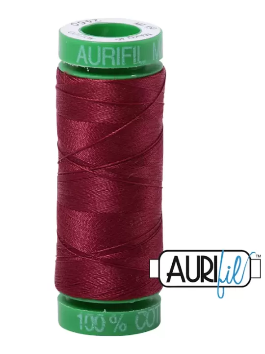 FIL COTON MAKO 40 AURIFIL 2460 Dark Carmine Red - Petite bobine de 150 mètres