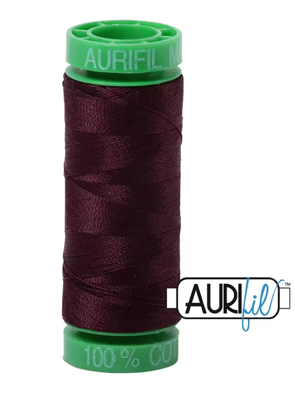 FIL COTON MAKO 40 AURIFIL 2465 Very Dark Brown - Petite bobine de 150 mètres