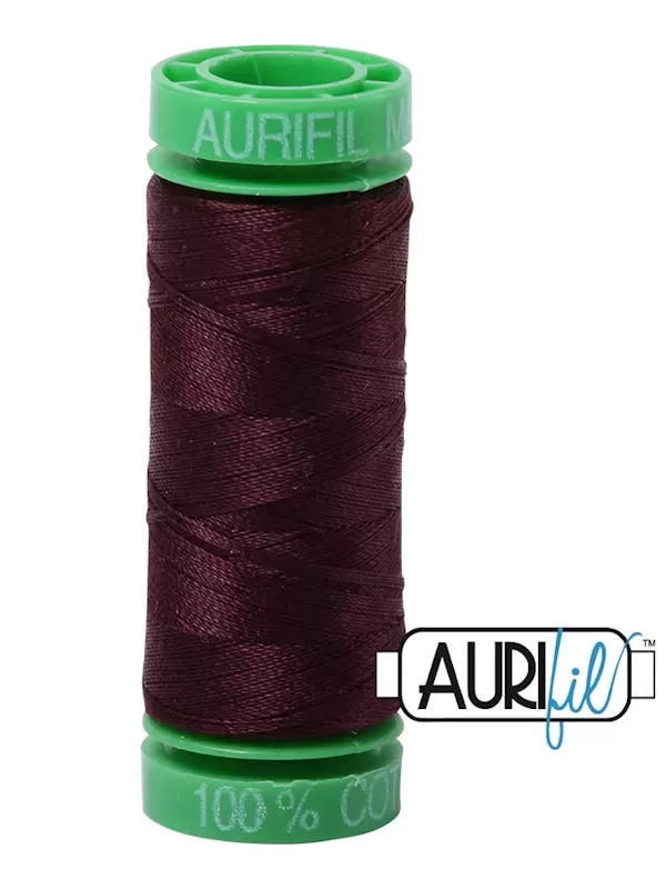 FIL COTON MAKO 40 AURIFIL 2468 Dark Wine - Petite bobine de 150 mètres