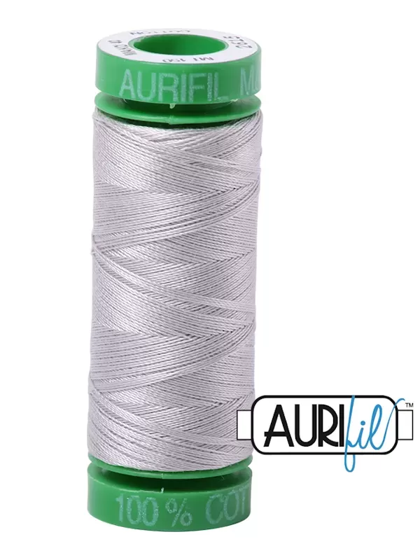 FIL COTON MAKO 40 AURIFIL 2615 Aluminium - Petite bobine de 150 mètres