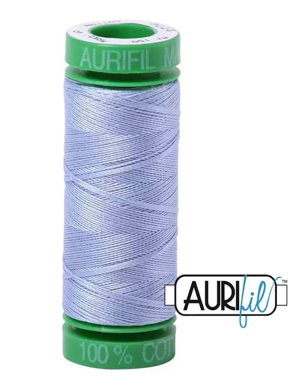 FIL COTON MAKO 40 AURIFIL 2770 Very Light Delft Blue - Petite bobine de 150 mètres