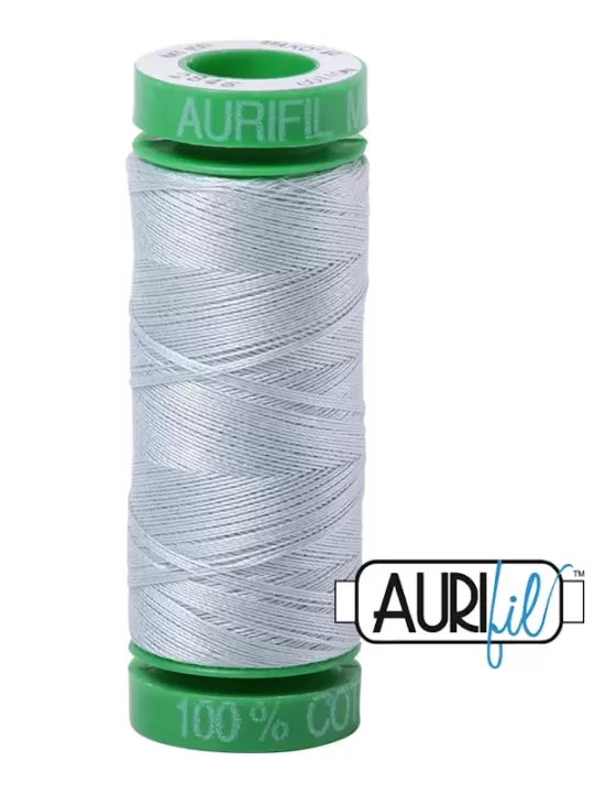 FIL COTON MAKO 40 AURIFIL 2846 Iceberg - Petite bobine de 150 mètres