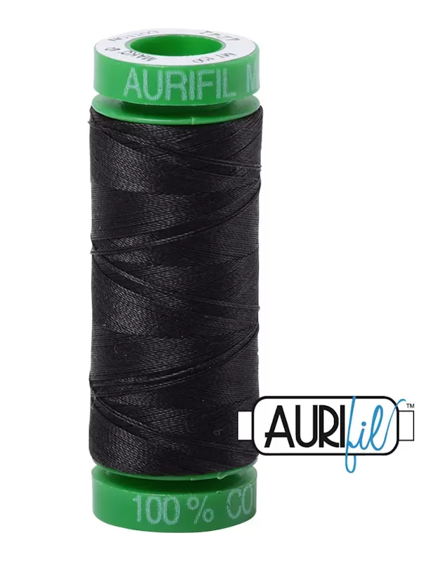 FIL COTON MAKO 40 AURIFIL 4241 Very Dark Grey - Petite bobine de 150 mètres