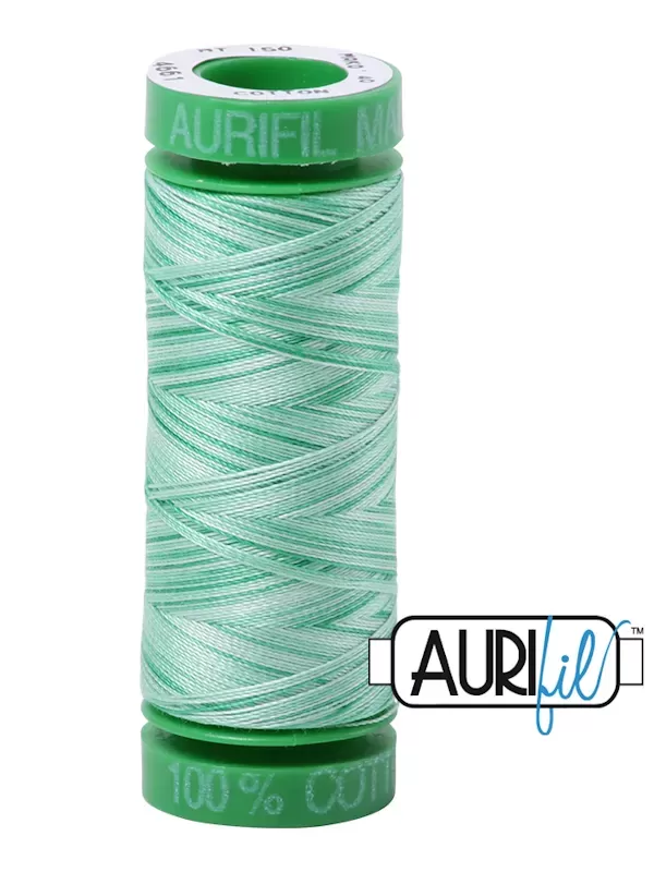 FIL COTON MAKO 40 AURIFIL 4661 Mint Julep - Petite bobine de 150 mètres