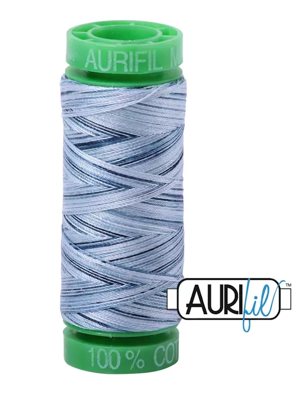 FIL COTON MAKO 40 AURIFIL 4669 Stonewash Blues - Petite bobine de 150 mètres